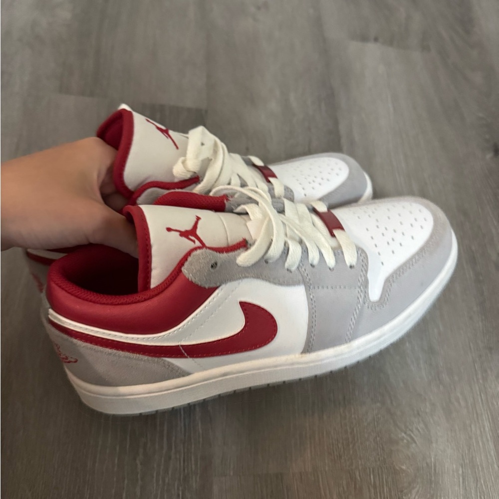 Men’s Air Jordan 1 Low SE Smoke Grey/Gym Red